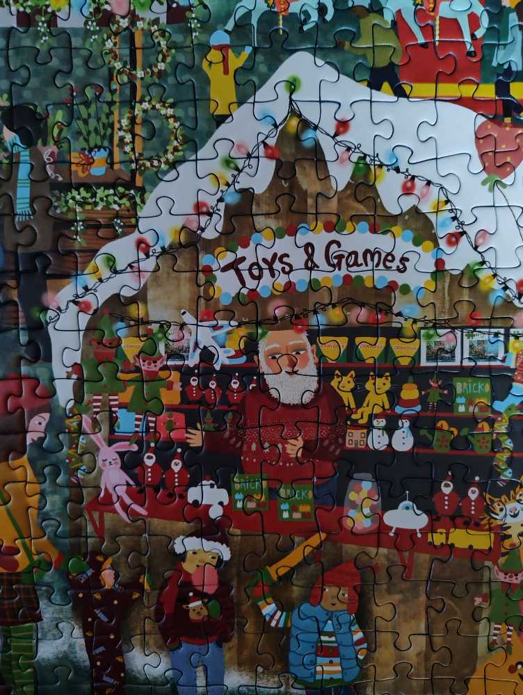 Christmas Market  - Ravensburger puzzle collectible [Barcode 4005556175468] - Main Image 3