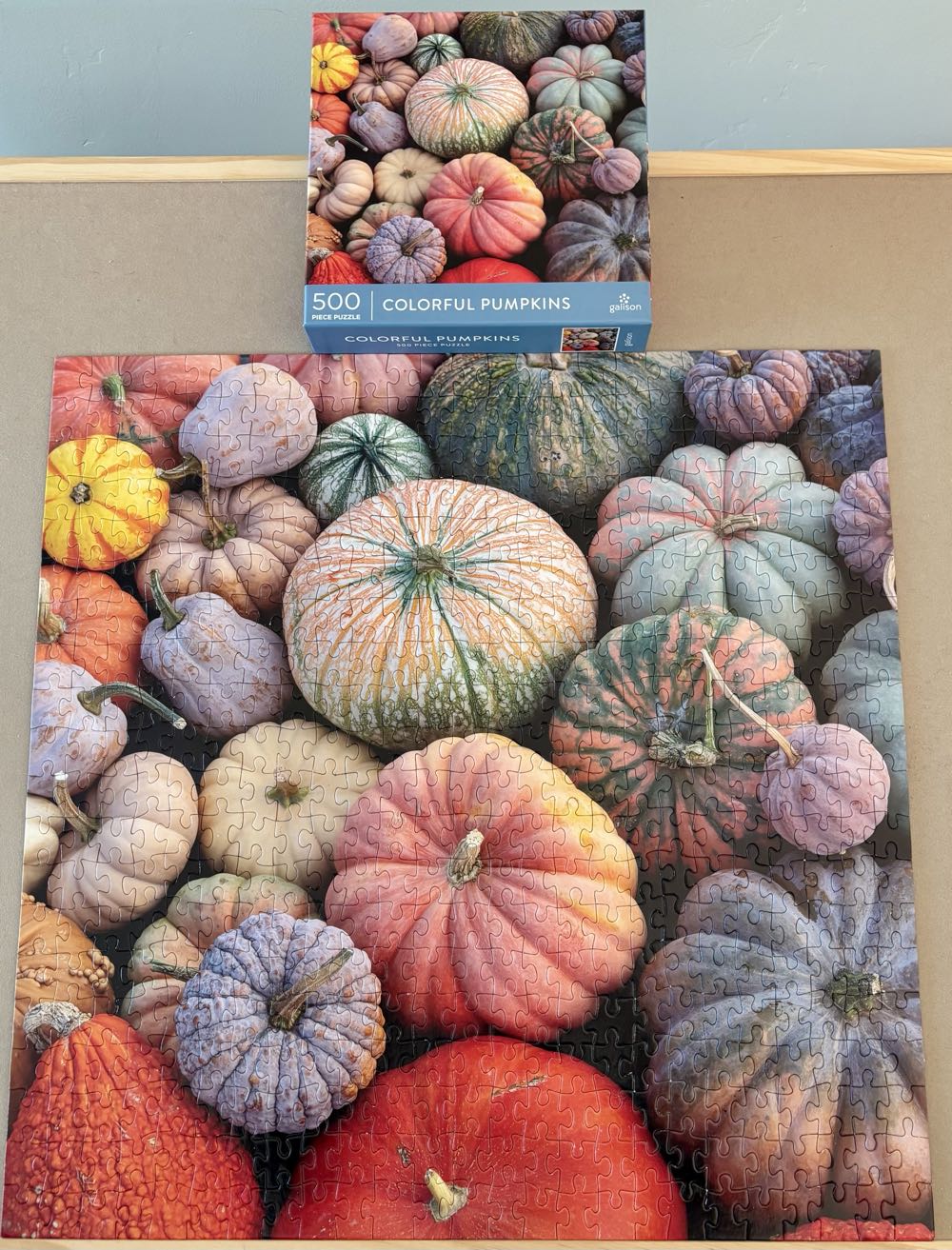 Colorful Pumpkins- GONE - Galison 🇺🇸 puzzle collectible [Barcode 9780735375901] - Main Image 4