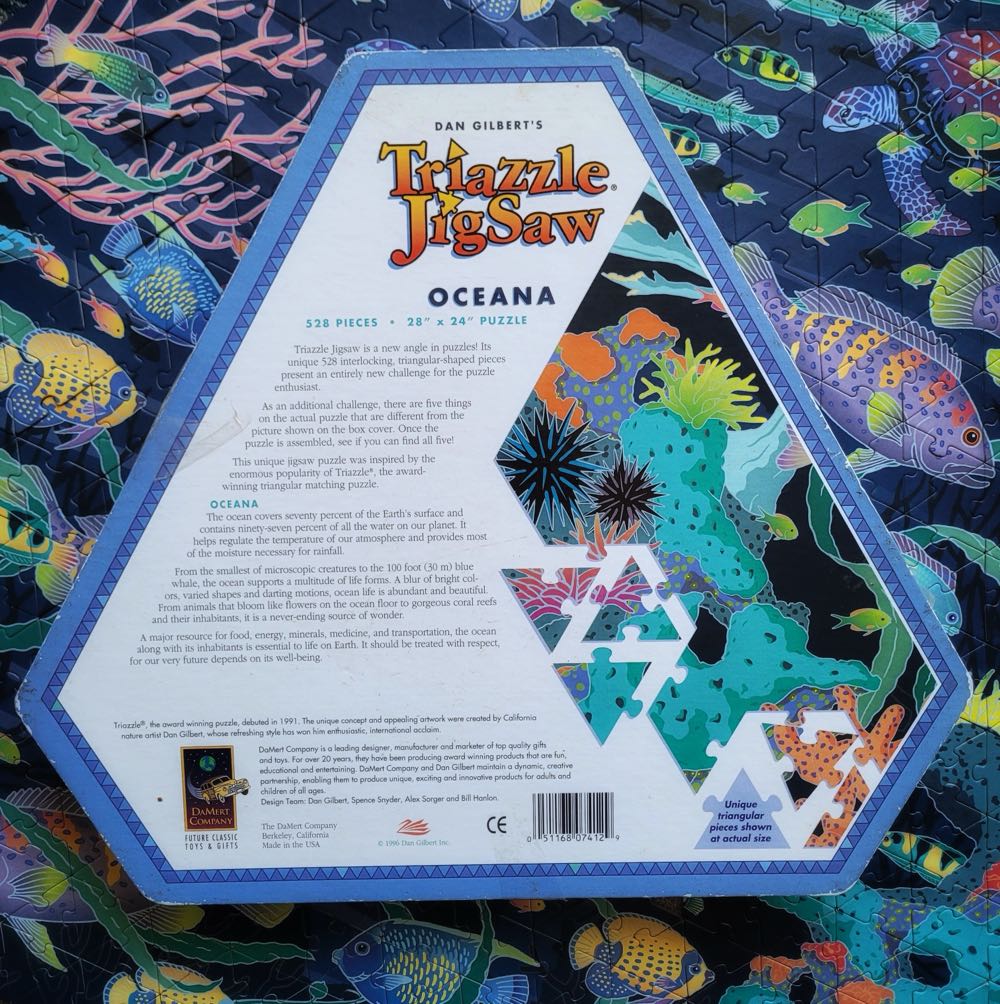 Oceana - Triazzle by DaMert puzzle collectible [Barcode 051168074129] - Main Image 3