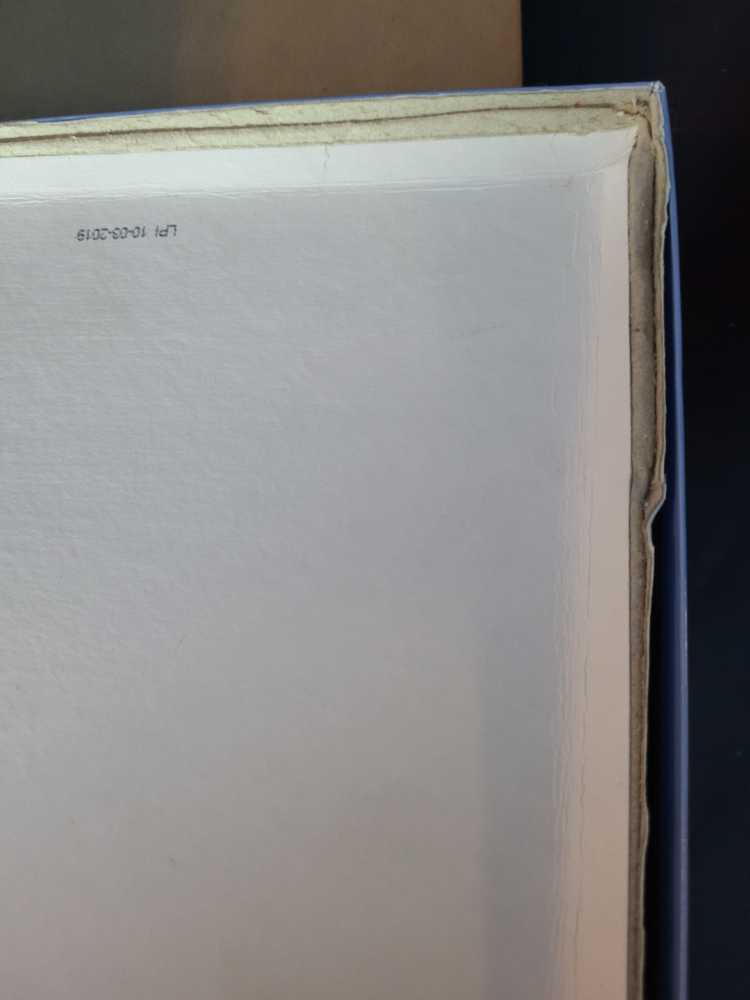 Barnyard Nativity - SunsOut puzzle collectible [Barcode 796780395350] - Main Image 3