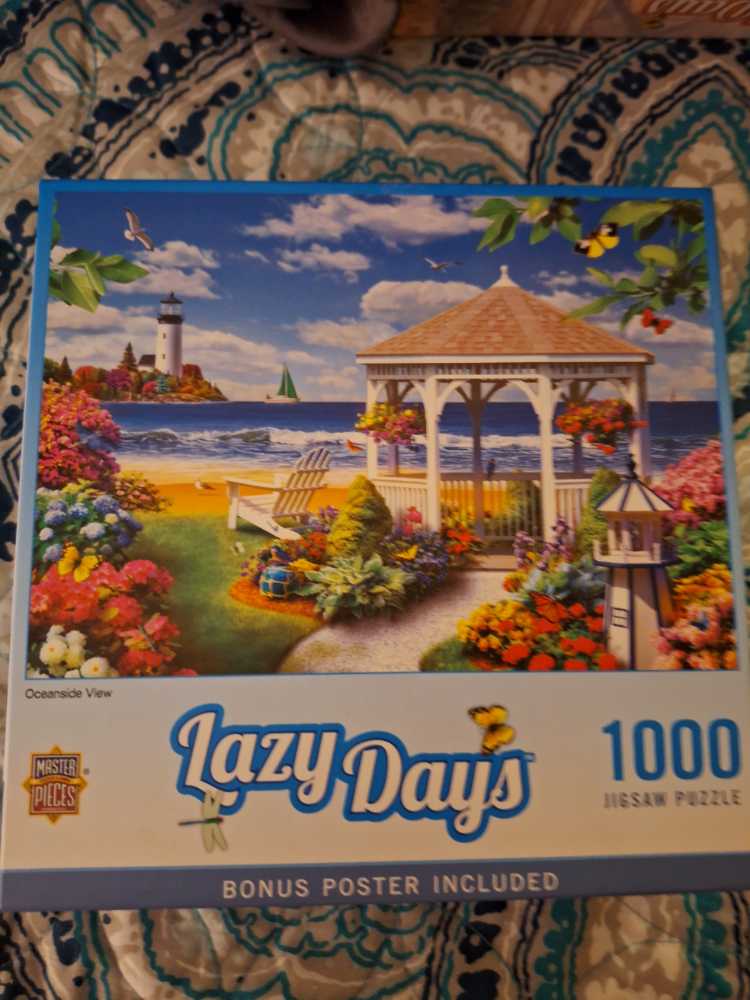 Lazy Days: Oceanside View - Master Pieces puzzle collectible [Barcode 705988617492] - Main Image 2
