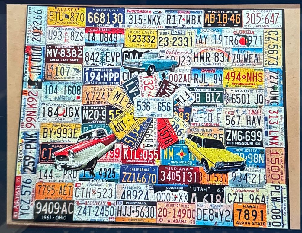 License Plates  - White Mountain puzzle collectible [Barcode 724819255504] - Main Image 2