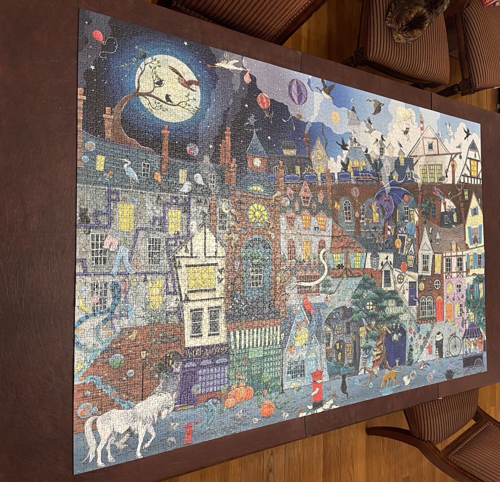 The Fantastic Street - Ravensbuger puzzle collectible - Main Image 2