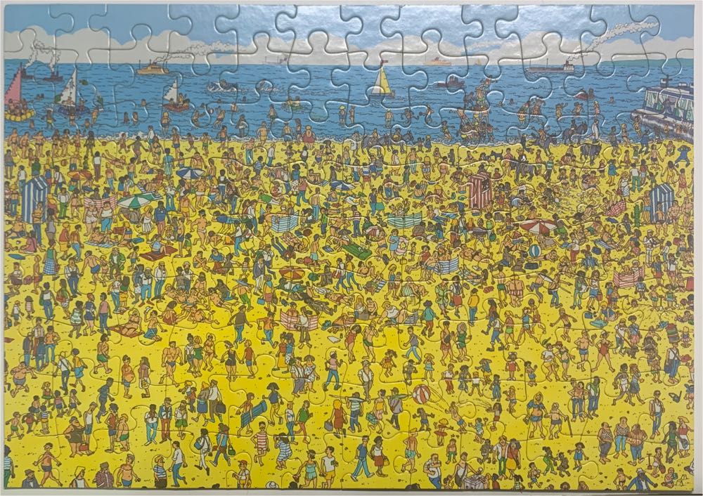 Where’s Waldo? On The Beach - Great American Puzzle Factory 🇺🇸 puzzle collectible [Barcode 010563006234] - Main Image 2