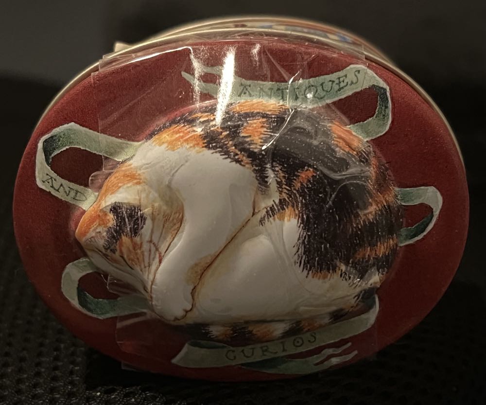 Sleepy Time Cats  puzzle collectible - Main Image 2