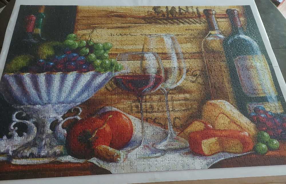 IN THE VINEYARD - V vinogradu - Trefl puzzle collectible - Main Image 3