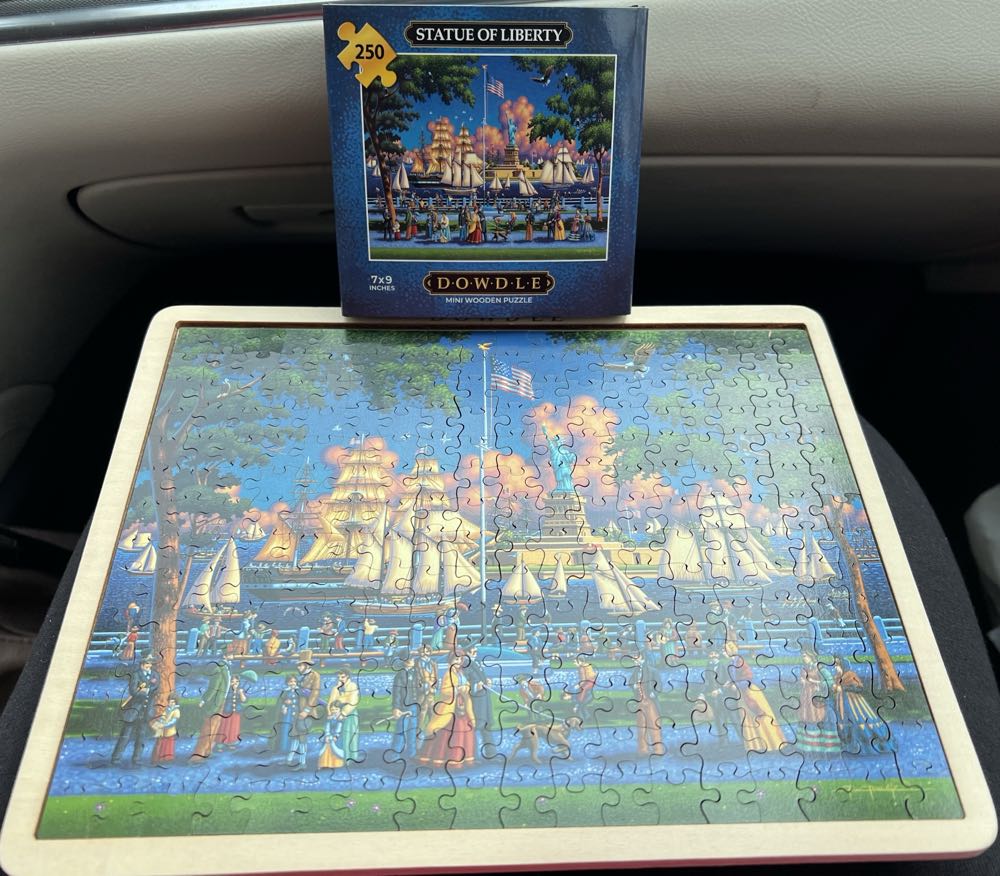 Statue Of Liberty - 790, 2/23/25 - Dowdle puzzle collectible - Main Image 3