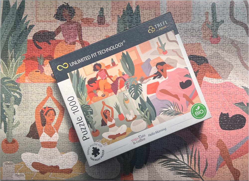 Yoga, Cats & Coffee: Hello Morning - Trefl Prime UFT puzzle collectible [Barcode 5900511106947] - Main Image 4