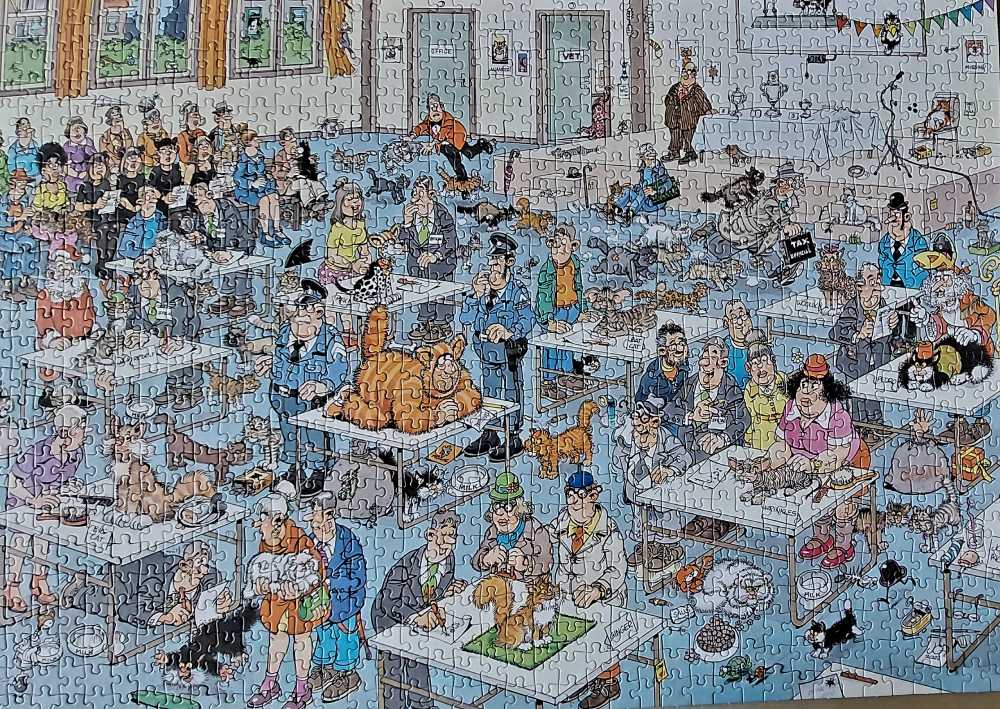 The Cat Pageantry  - Jan Van Haasteren puzzle collectible [Barcode 8710126011034] - Main Image 2