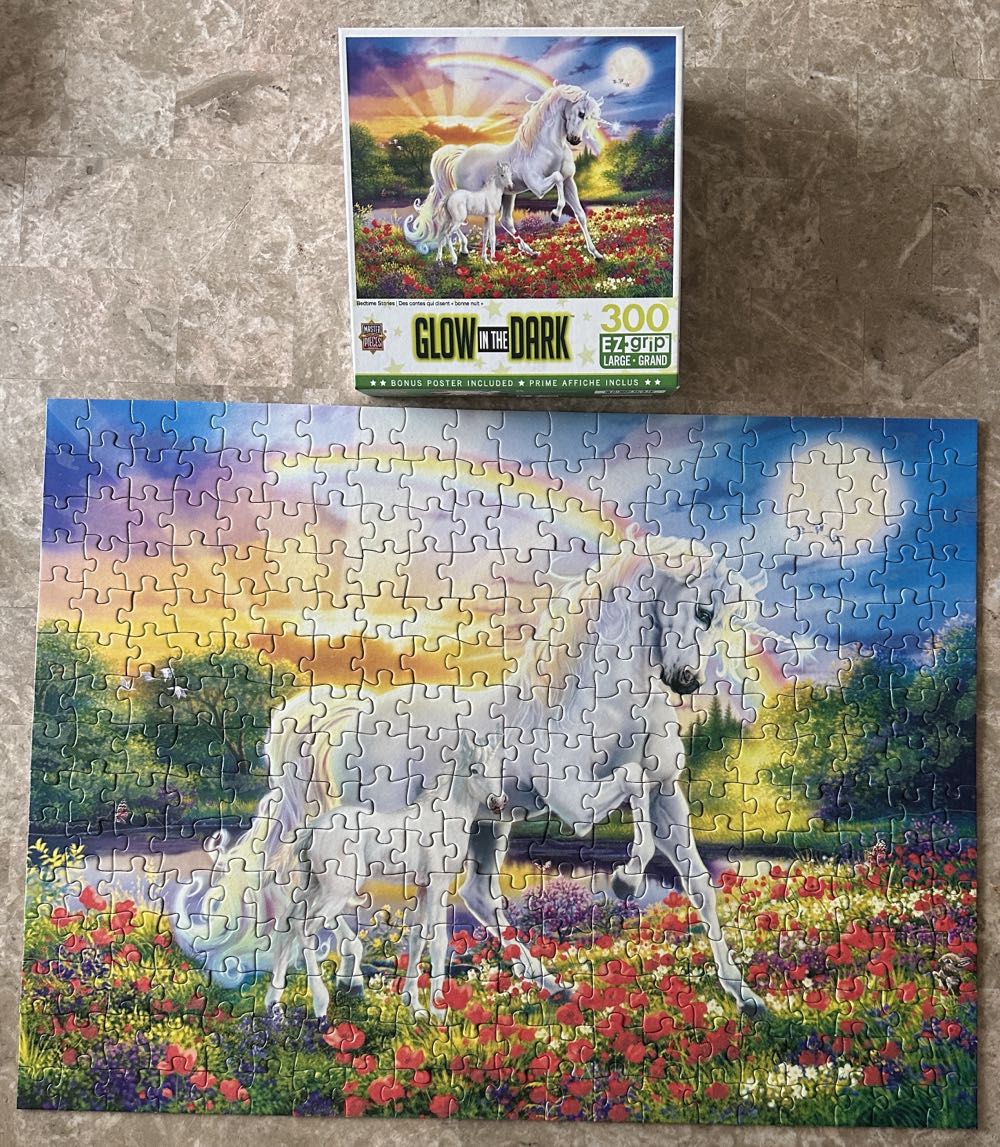 Bedtime Stories - MasterPieces puzzle collectible [Barcode 705988318535] - Main Image 2