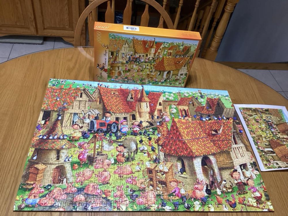 Day At The Farm- JENNIFER  - mccormick farmall puzzle collectible [Barcode 3663384024832] - Main Image 2