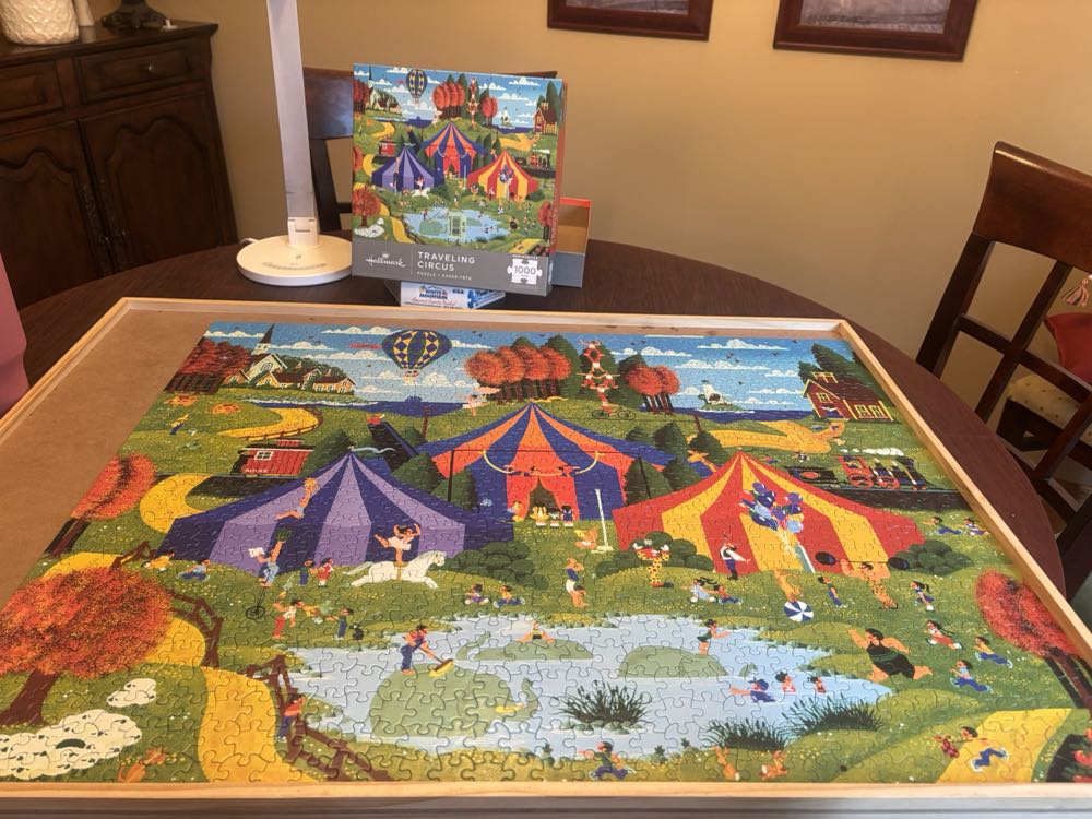 Hallmark Traveling Circus  puzzle collectible [Barcode 763795594184] - Main Image 2