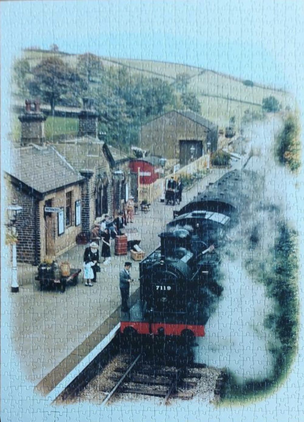 Bright & Early Scannen - Falcon de luxe puzzle collectible - Main Image 3