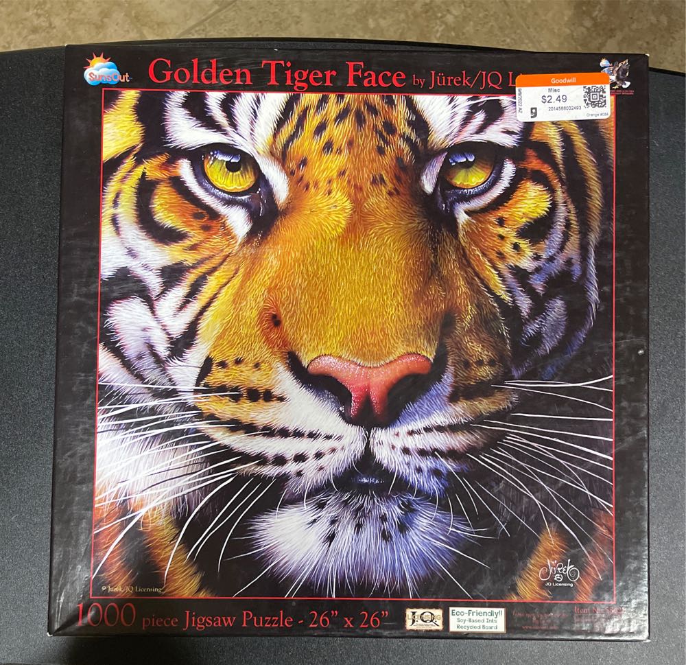 Golden Tiger Face - SunsOut puzzle collectible [Barcode 796780586284] - Main Image 2