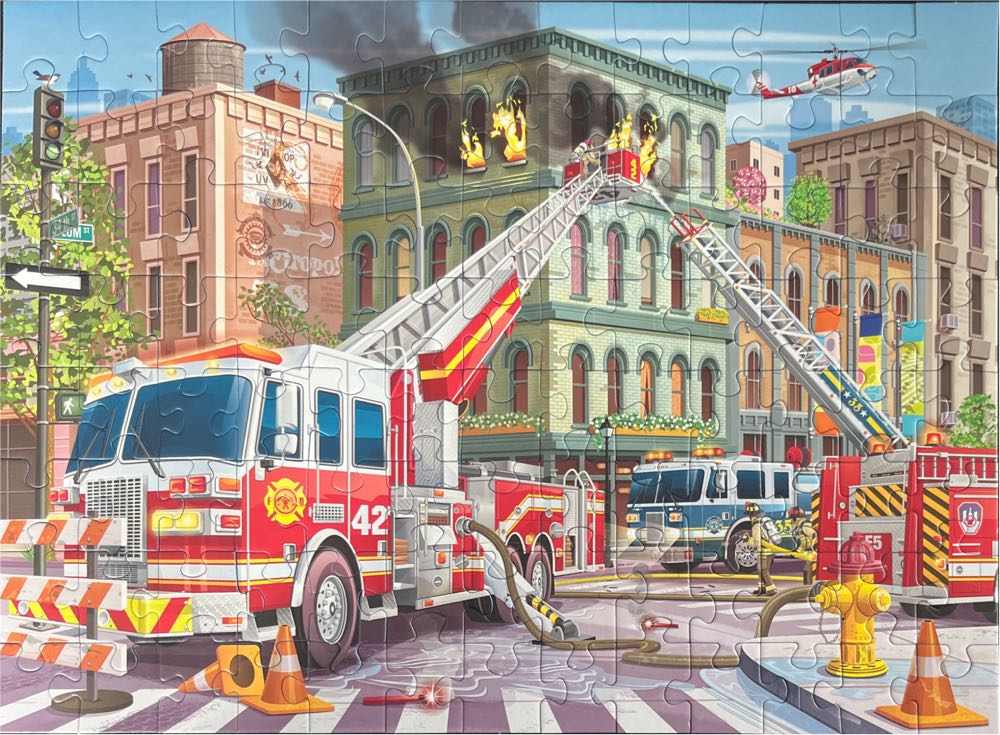 Fire Truck Rescue - Ravensburger puzzle collectible [Barcode 4005556133291] - Main Image 3