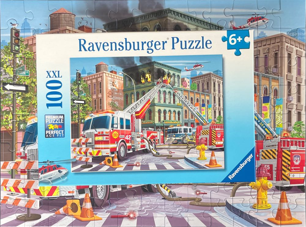 Fire Truck Rescue - Ravensburger puzzle collectible [Barcode 4005556133291] - Main Image 4
