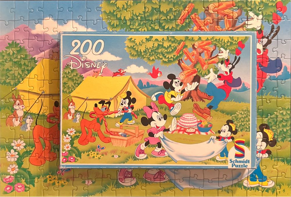 Camping Fun Mickey 🟦 - Schmidt Puzzle puzzle collectible [Barcode 4002998023241] - Main Image 4