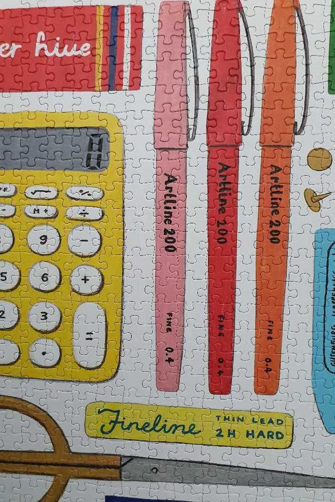 Stationery - Happily puzzle collectible [Barcode 604565828880] - Main Image 3