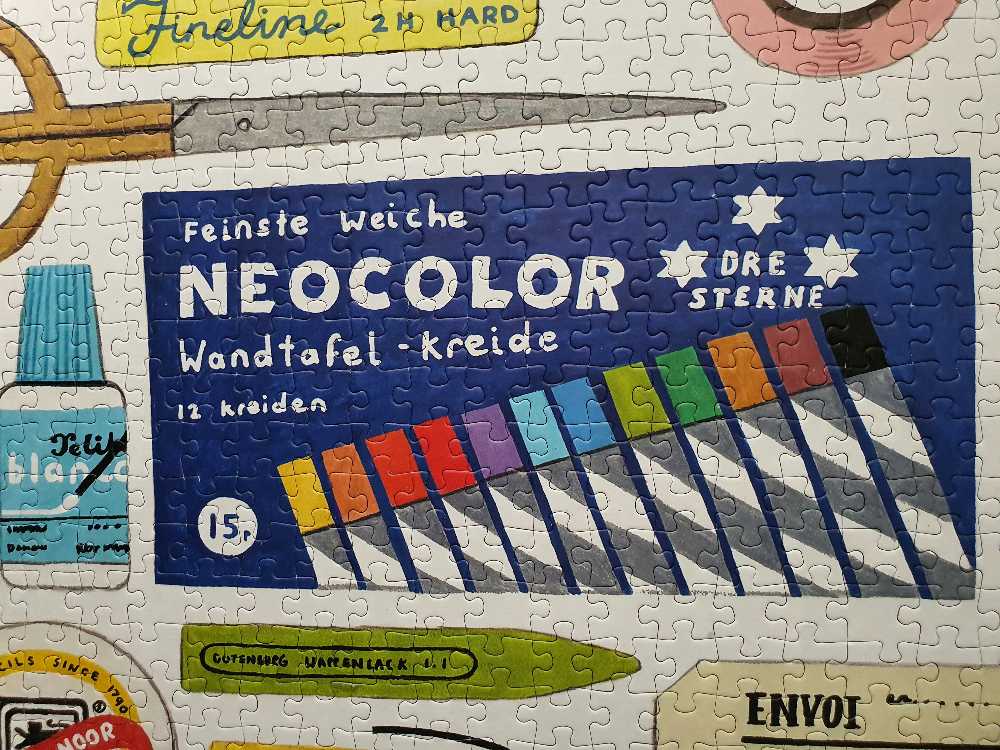 Stationery - Happily puzzle collectible [Barcode 604565828880] - Main Image 4