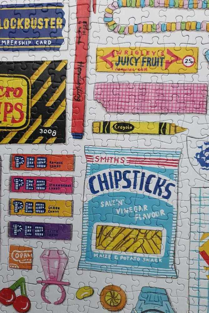 In The 90’s - Happily puzzle collectible [Barcode 604565828897] - Main Image 3