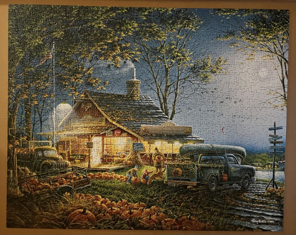 Autumn Traditions (NIB)🧩 - White Mountain puzzle collectible [Barcode 6795219256822] - Main Image 2