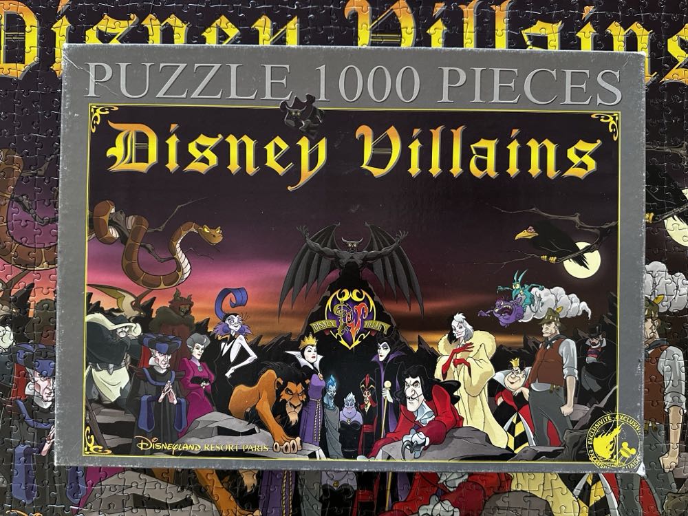 Disneyland Paris Villains - Clementoni puzzle collectible - Main Image 4
