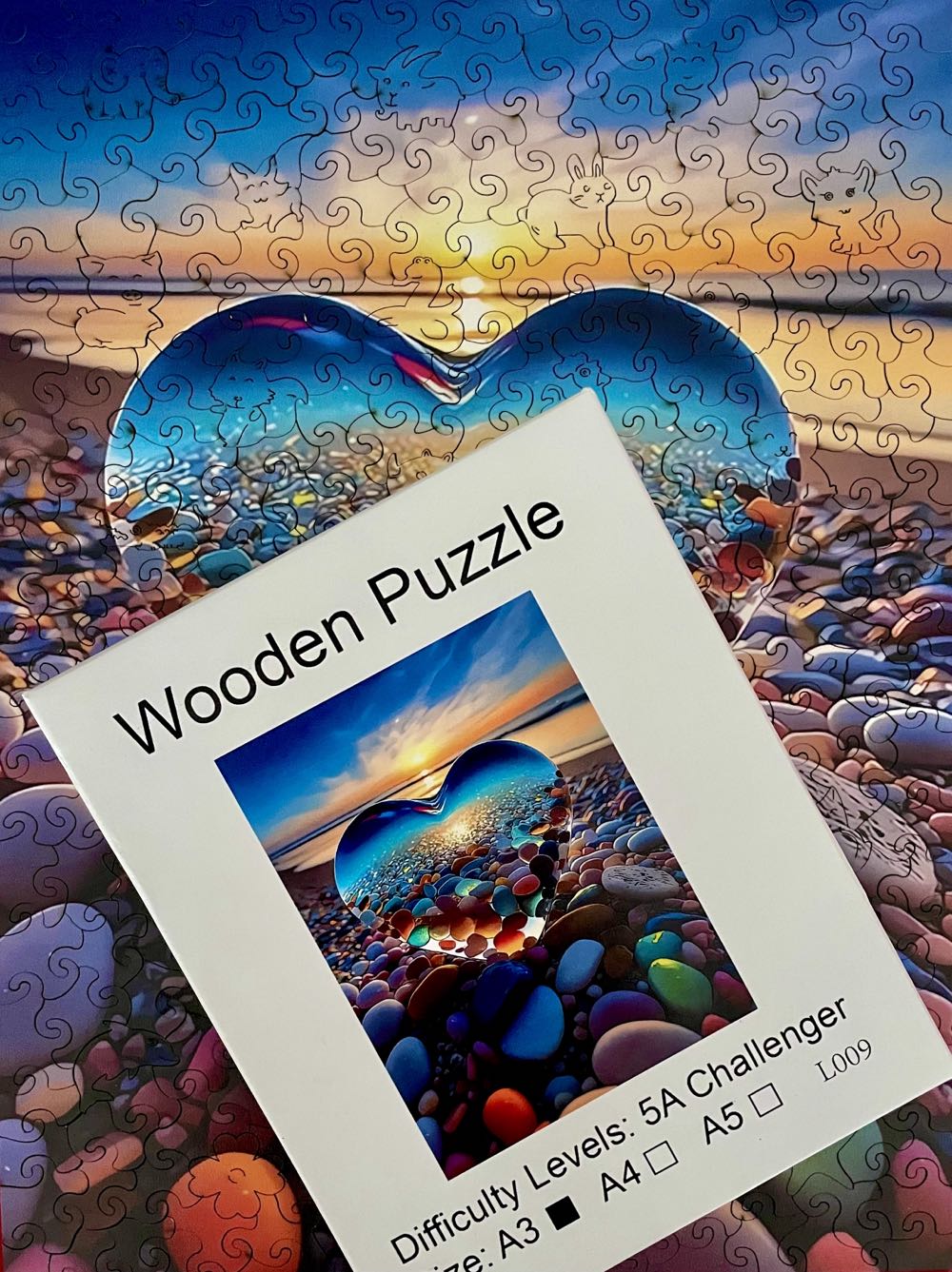 Love Beach  puzzle collectible - Main Image 4