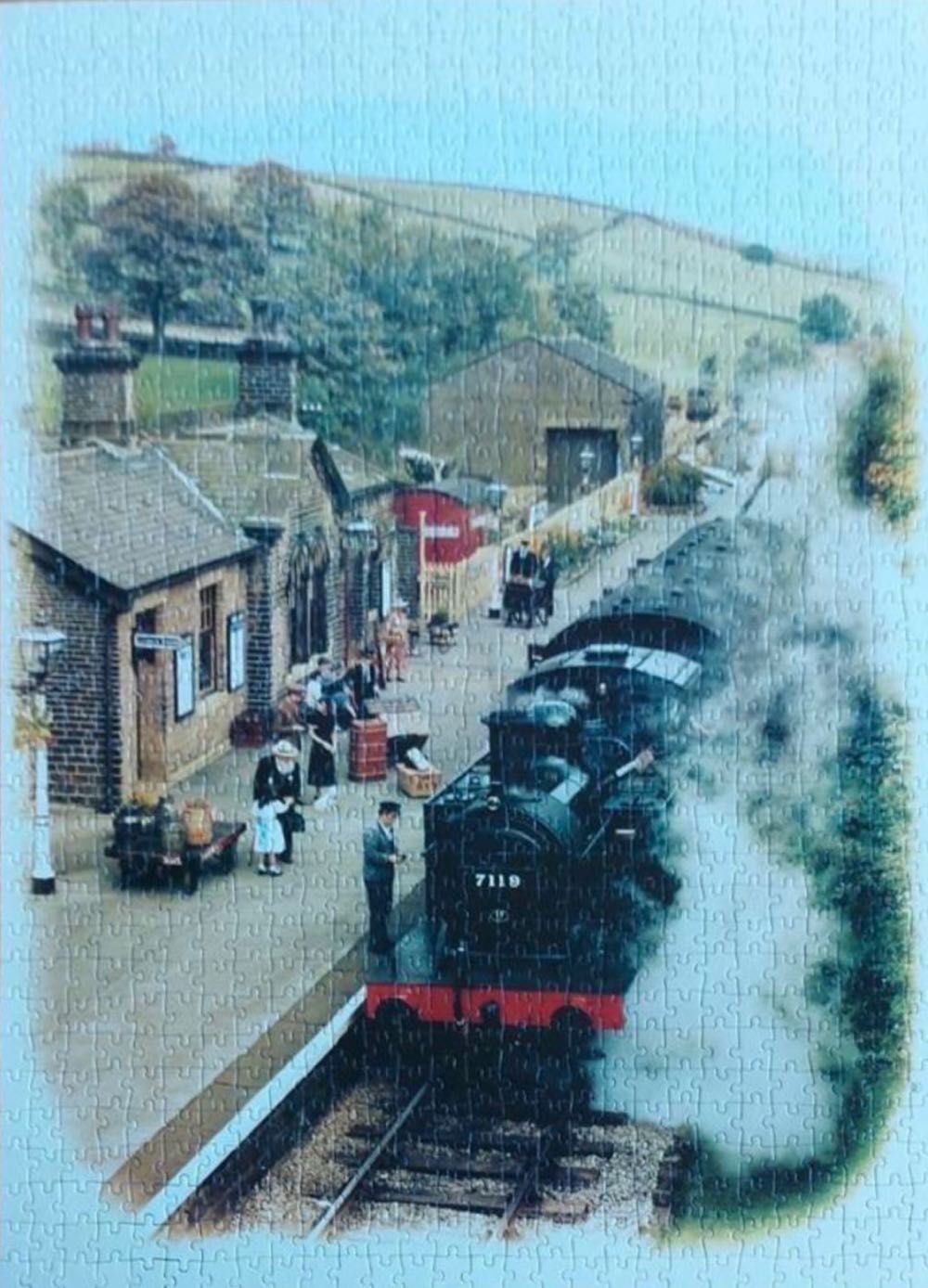 Fond Memories Bright And Early - Falcon de luxe puzzle collectible [Barcode 8710126150030] - Main Image 3