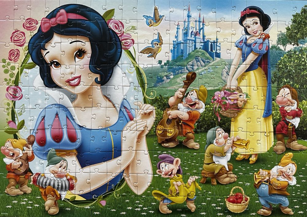 Snow White - Trefl puzzle collectible [Barcode 5900511132786] - Main Image 2