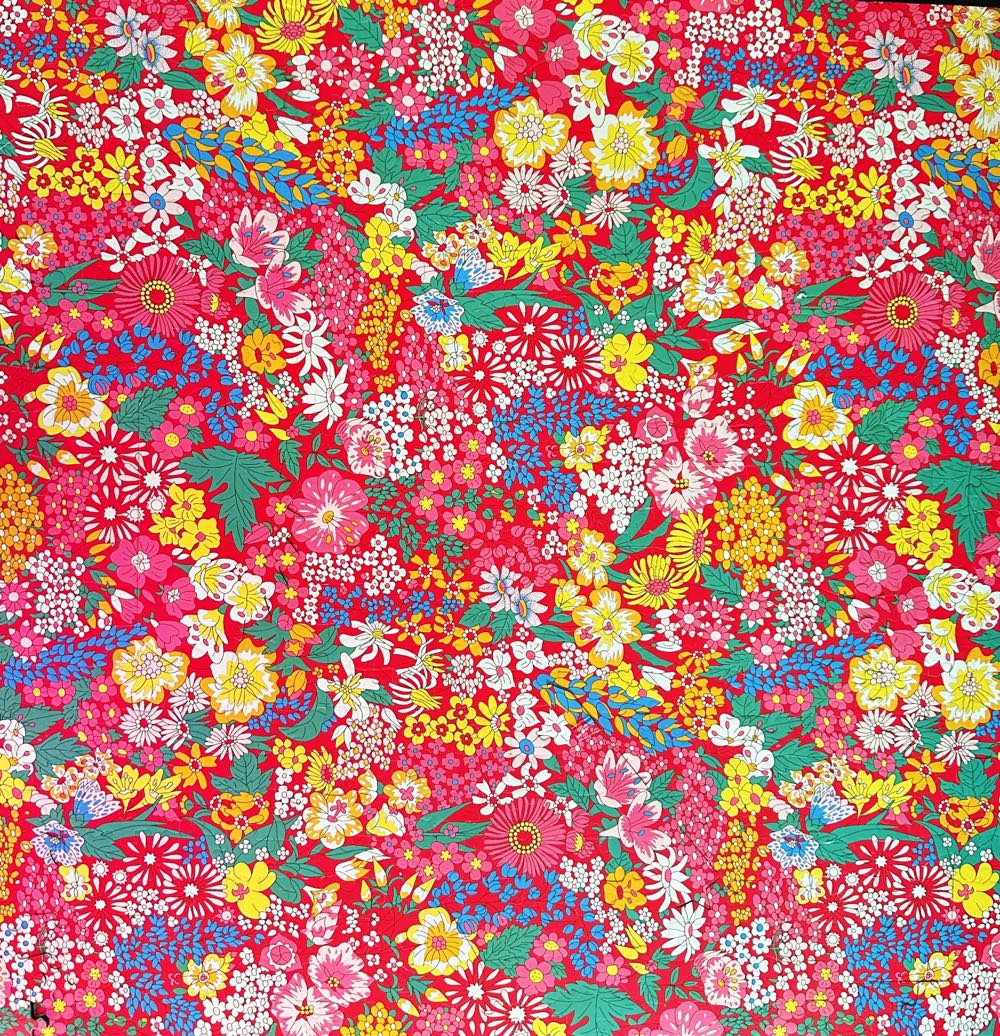 Power Of Love - Galison puzzle collectible [Barcode 9780735370913] - Main Image 4