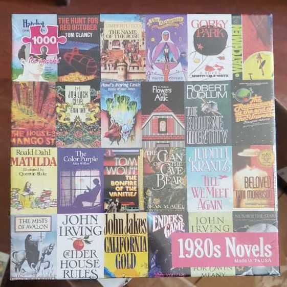 On The Fountain On Bluebird Square Na 70503 Fontanna Stukjes La De