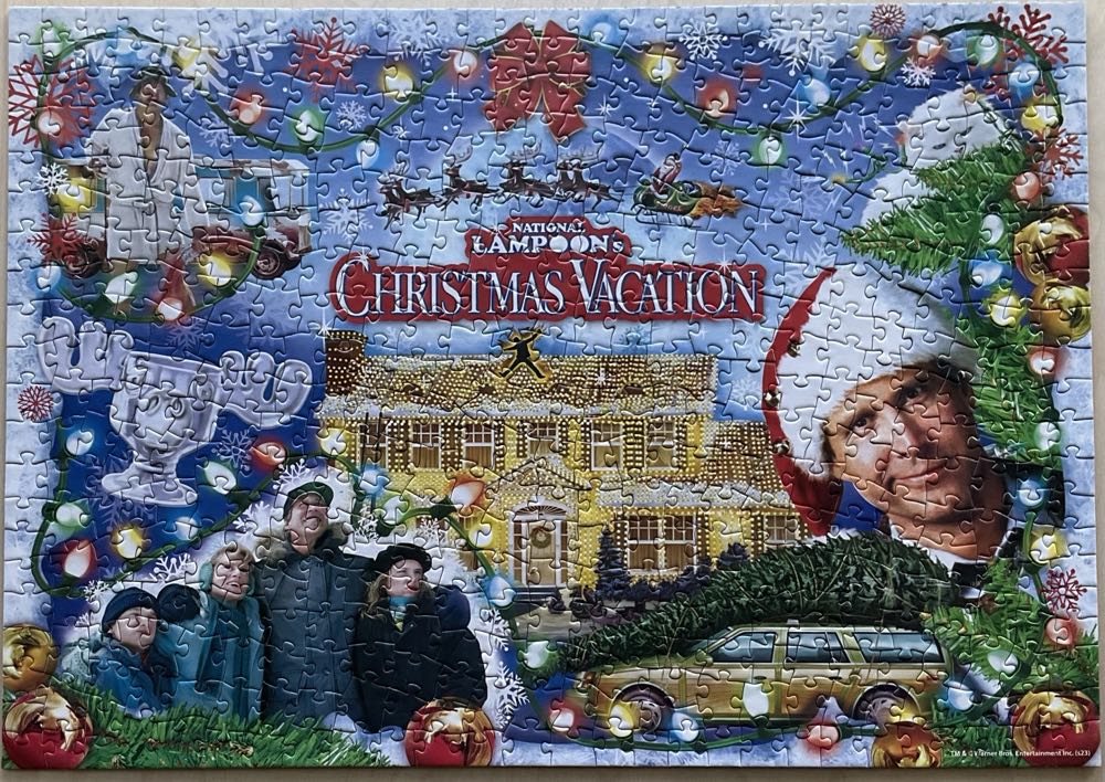 National Lampoon’s Christmas Vacation - Master Pieces puzzle collectible [Barcode 705988323638] - Main Image 2