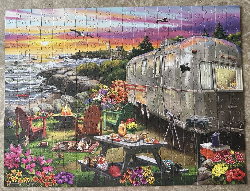Camping By The Sea - Spin Master puzzle collectible [Barcode 778988438152] - Main Image 3