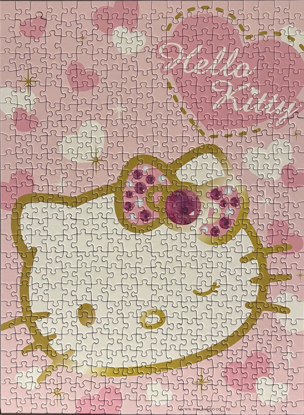 Glittering Hello Kitty 🟦🇨🇦 - Ravensburger puzzle collectible [Barcode 4005556145768] - Main Image 2