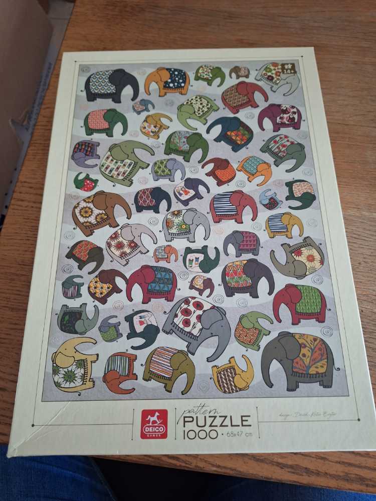 Small Soldiers 200 Piece Glows In The Dark Vintage