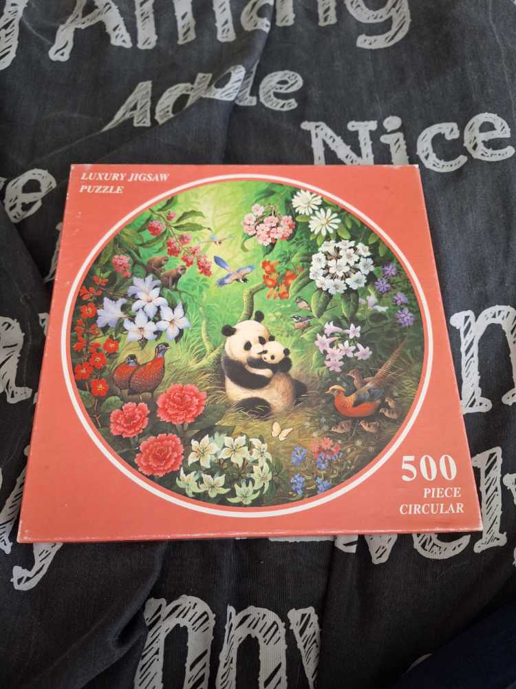 Joys Of Summer (NIB)🧩