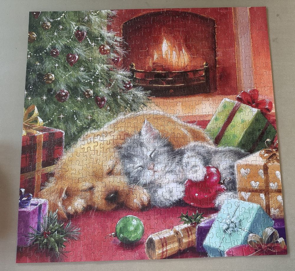 Warm By The Fireplace - Galison puzzle collectible [Barcode 9780735372085] - Main Image 2