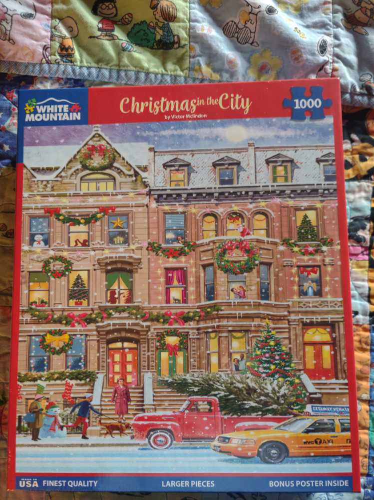 Christmas In The City - White Mountain Puzzles puzzle collectible [Barcode 724819266456] - Main Image 2