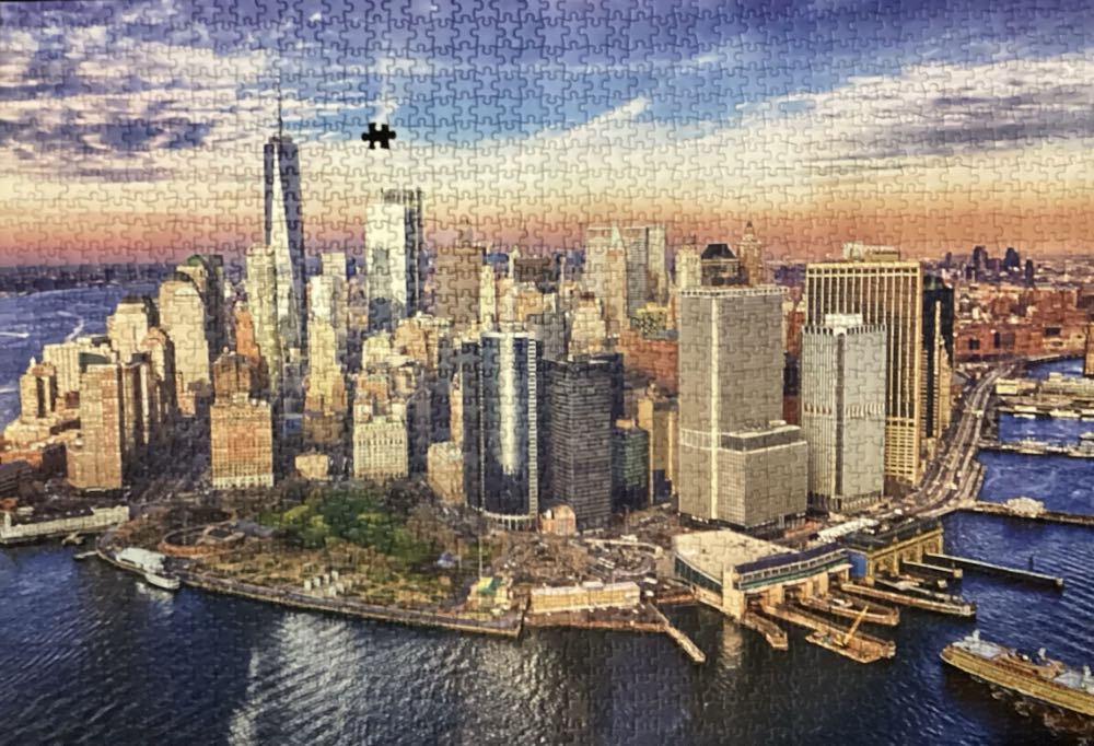 Manhattan, New York, USA - Trefl puzzle collectible [Barcode 5900511261899] - Main Image 2
