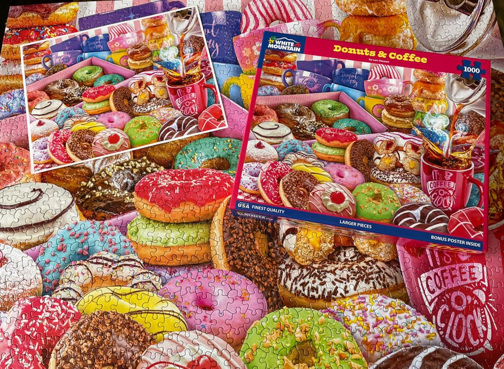 Donuts & Coffee - White Mountain puzzle collectible [Barcode 724819267156] - Main Image 4