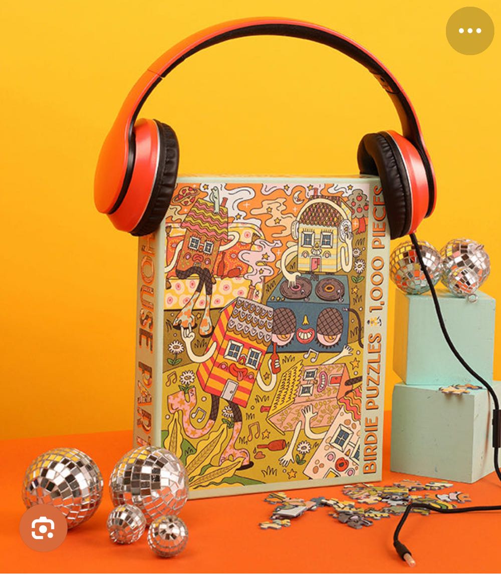 House Party - Birdie Puzzles puzzle collectible [Barcode 850050355090] - Main Image 2