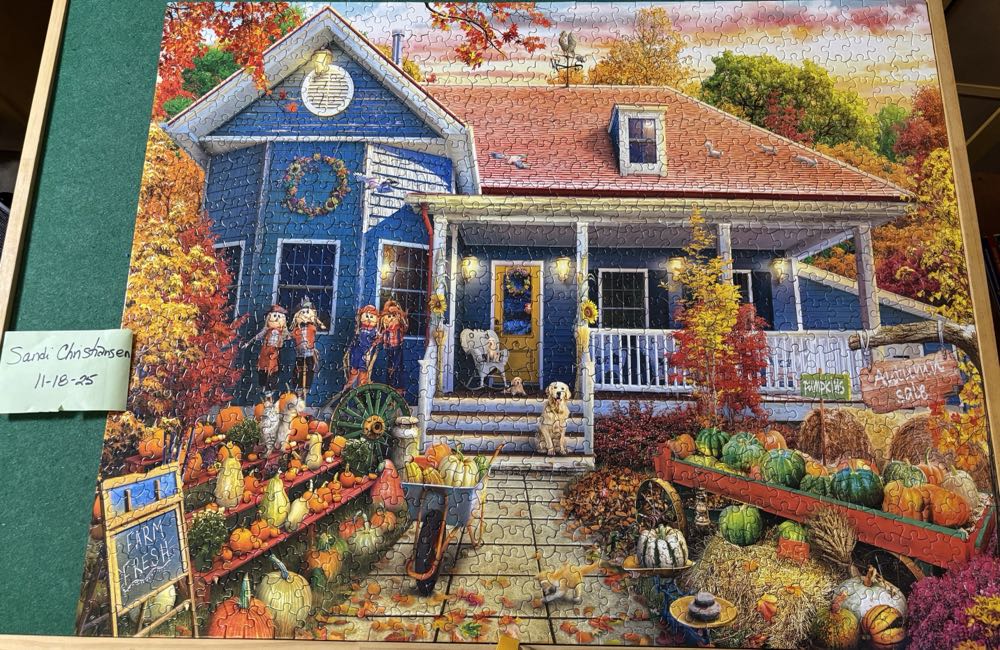 ZZ - Autumn House (SOLD) - White Mountain Puzzles puzzle collectible [Barcode 724819267163] - Main Image 6