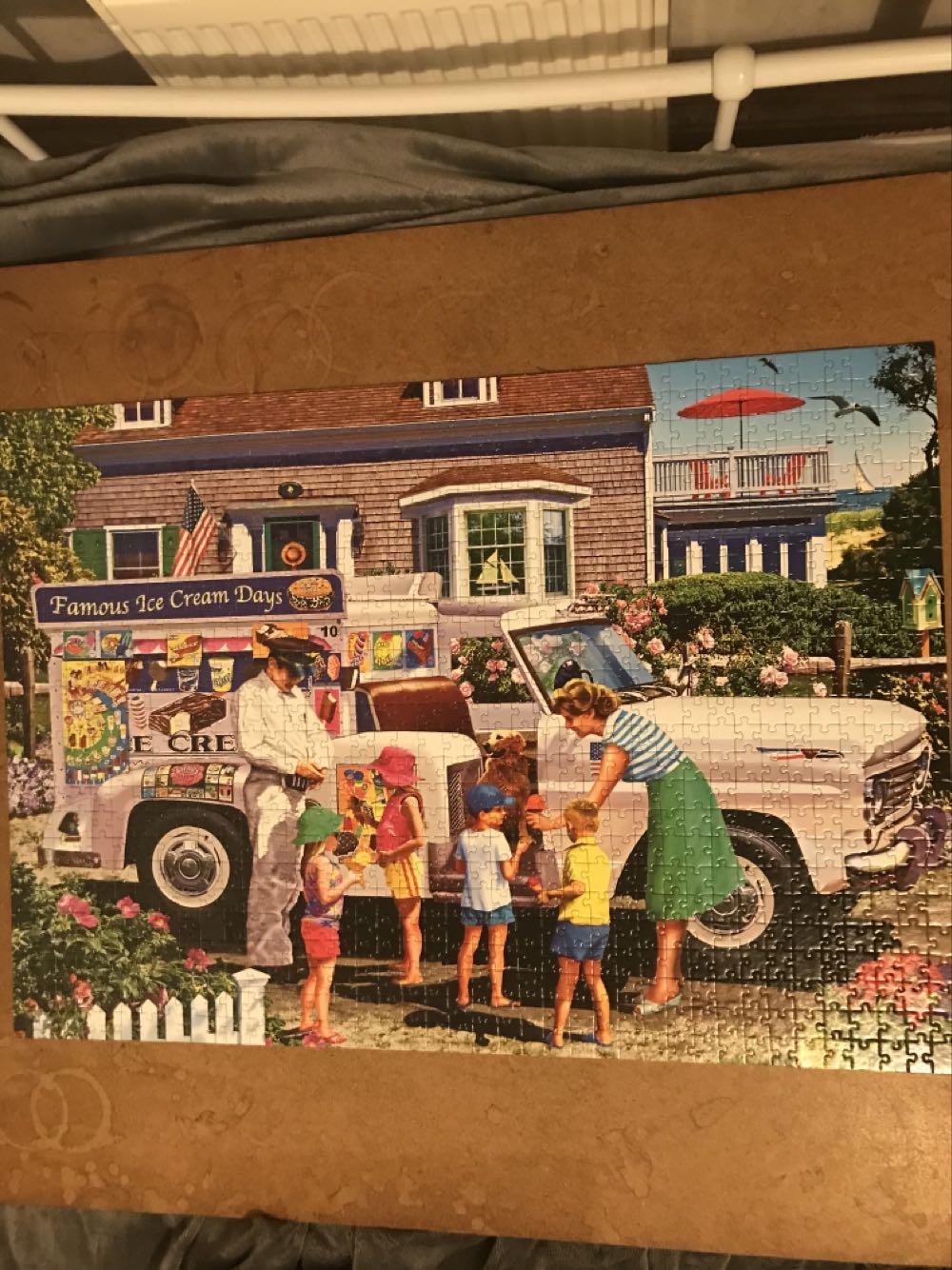 Ice Cream Truck - Corner Piece 🇬🇧 puzzle collectible [Barcode 5052089347922] - Main Image 2