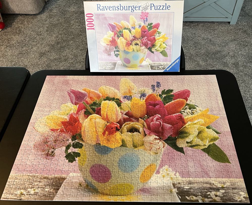 Tulip Greetings - Ravensburger puzzle collectible [Barcode 4005556155606] - Main Image 3
