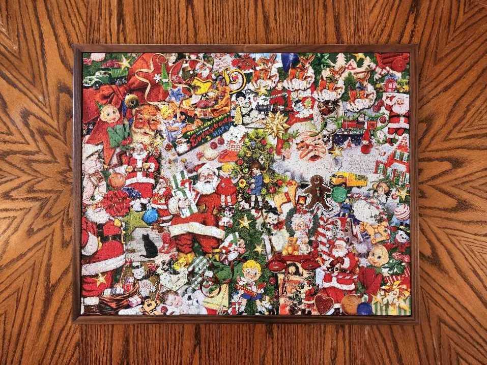 Vintage Christmas  - Vermont Christmas  Company puzzle collectible - Main Image 2