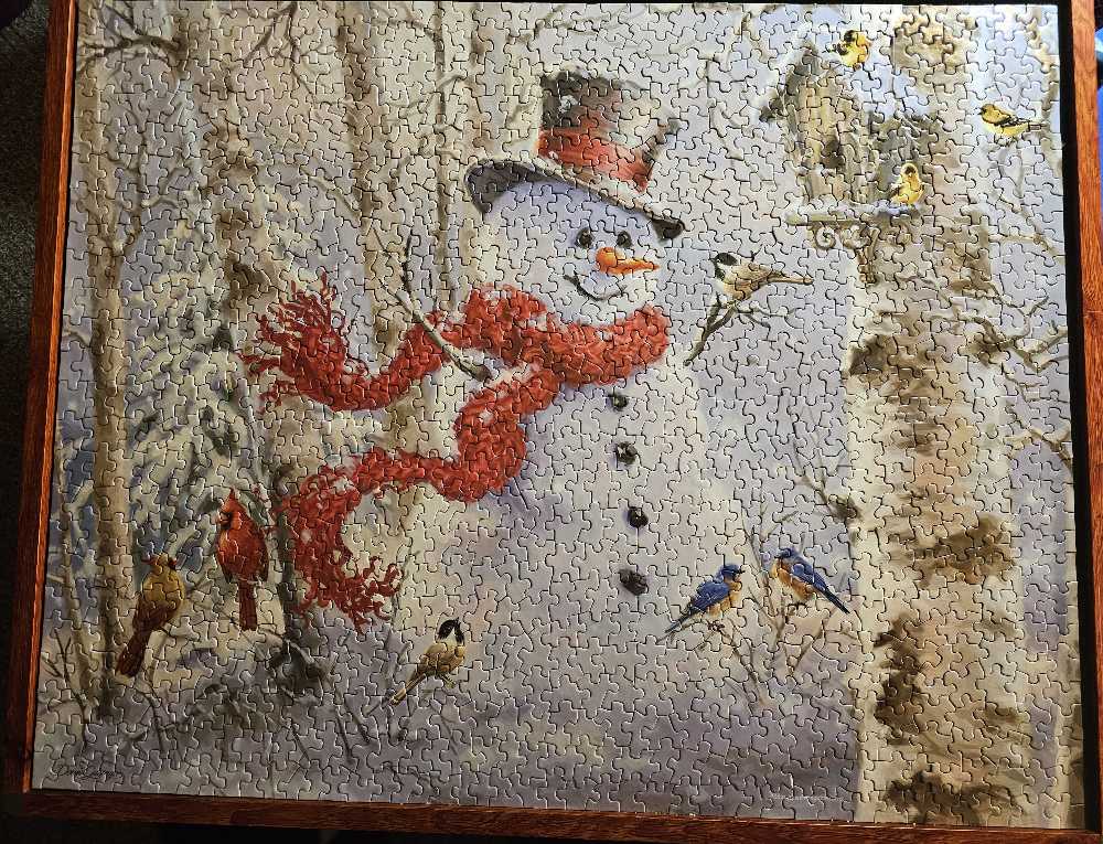 Winter Friends (UV) 🧩 - Springbok puzzle collectible [Barcode 091683107520] - Main Image 2