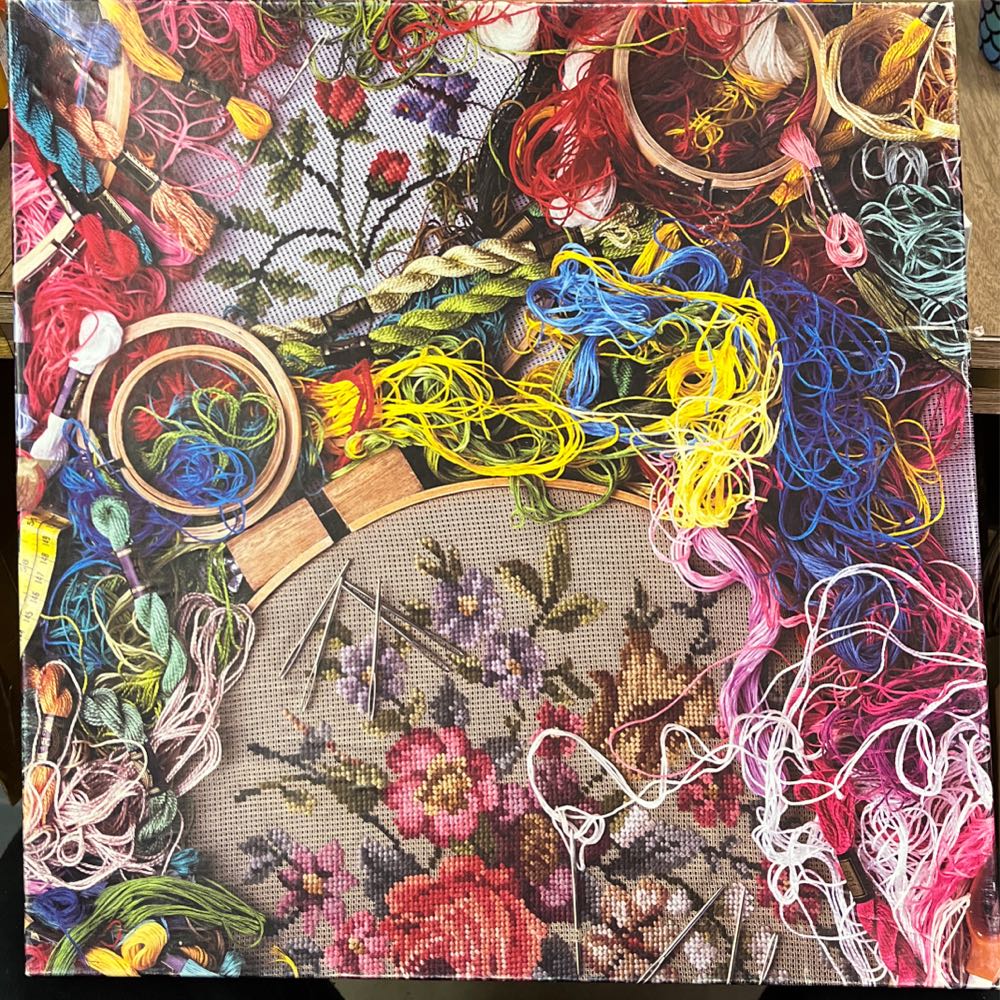 Delicious Citrus Pieces Serious