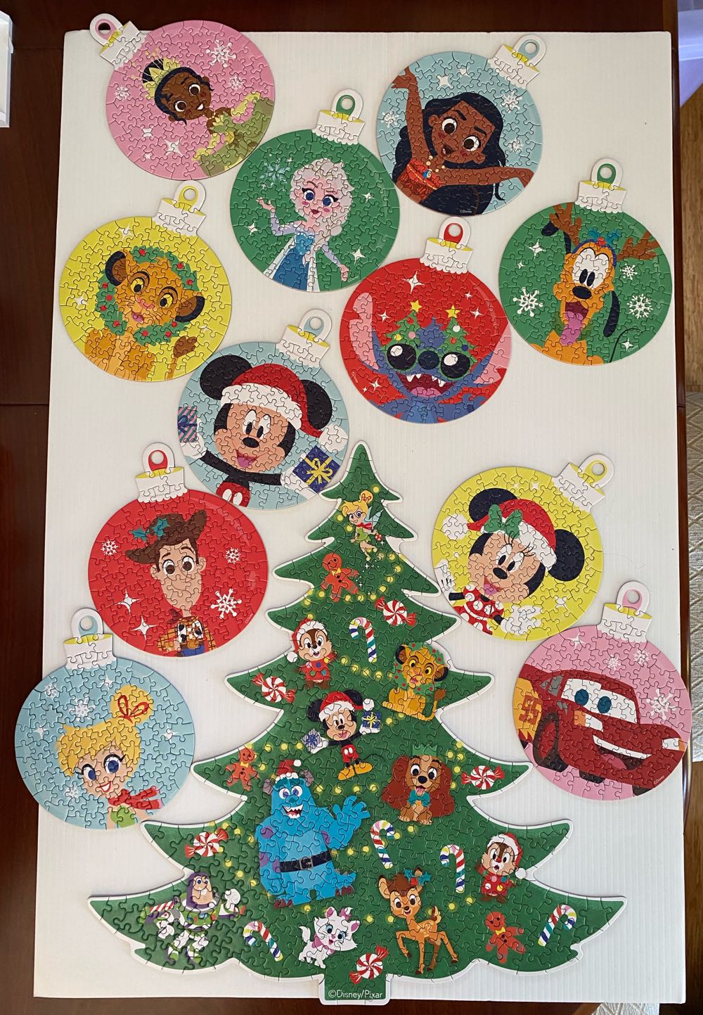 Disney Mickey And Friends – Advent Calendar Puzzles - Ceaco puzzle collectible [Barcode 021081380034] - Main Image 3