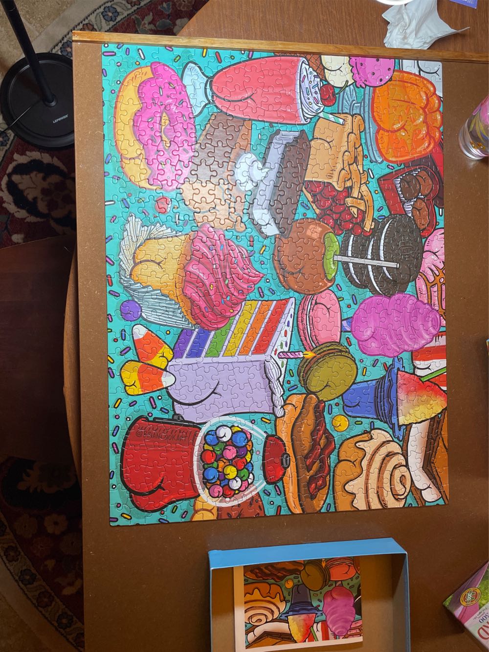 Butts On Things - Ceaco puzzle collectible [Barcode 021081242363] - Main Image 2