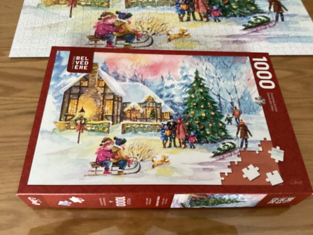 Holiday Spirit - Trefl puzzle collectible [Barcode 061152643002] - Main Image 1